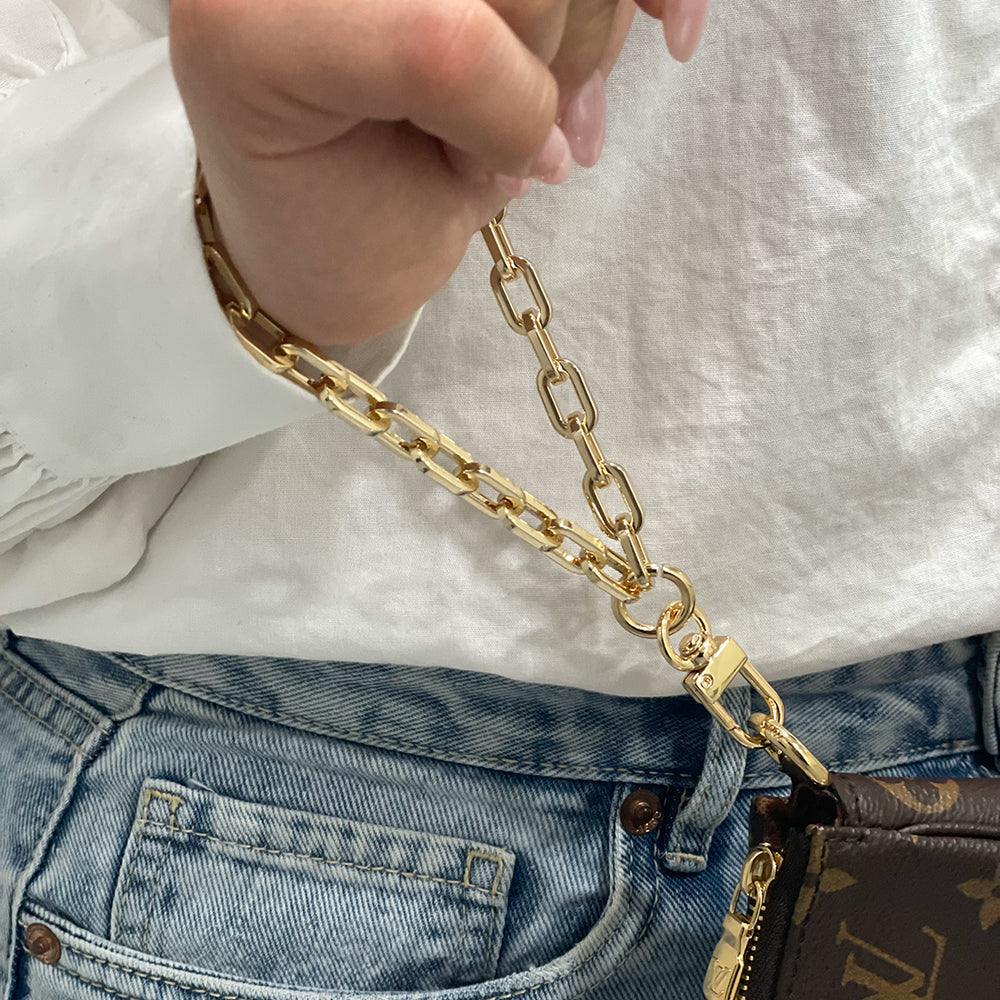 
                  
                    Chain Wristlet Gold (9mm) Candy Box
                  
                